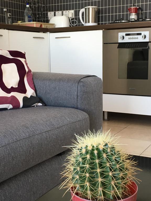 Apartment Simons Minutes Away From Balluta Bay And St Julians *